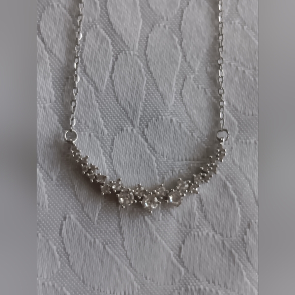✨️3 For $15✨️ Elegant Silver Crystal Bar Necklace - Picture 8 of 9